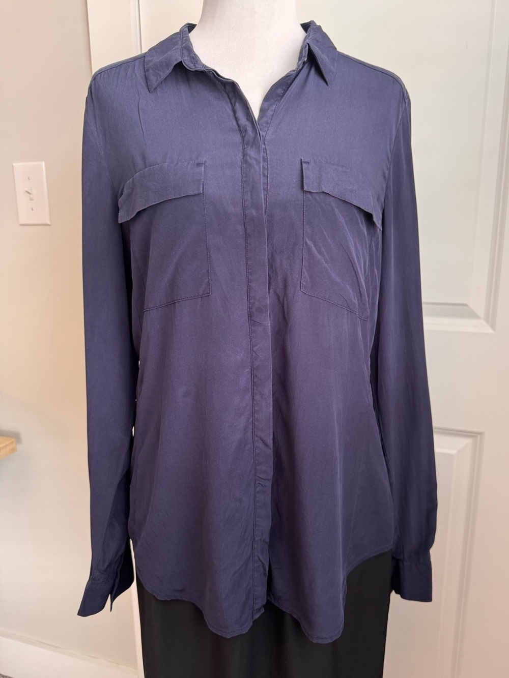 New York & Company 100% Silk Utility Button Down Shirt Blouse Medium Navy Blue